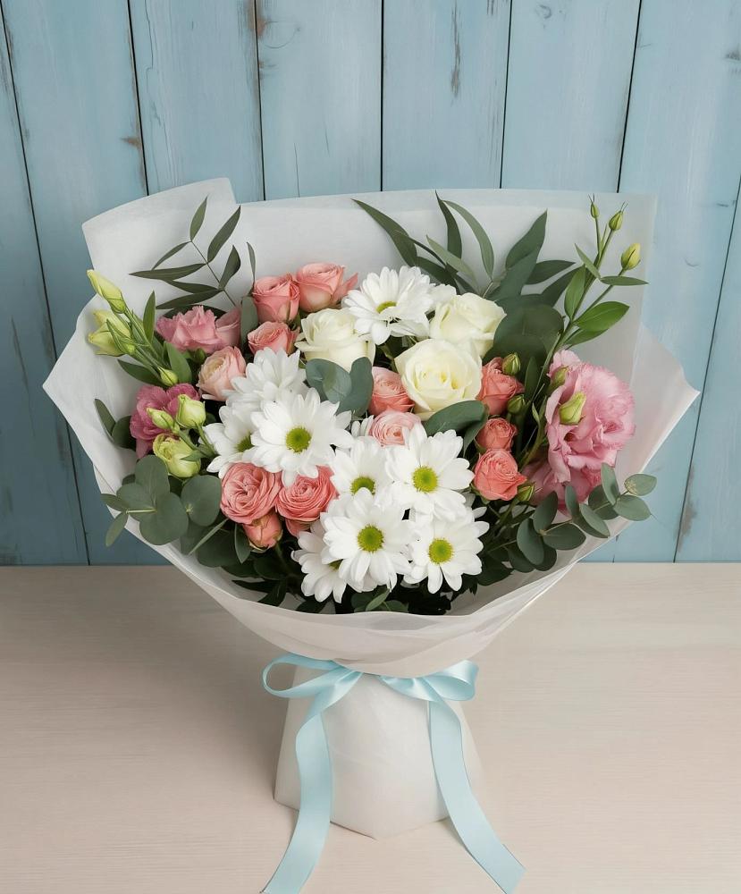 Букет цветов из: Розы, Лизиантусы и Хризантемы в Правдинске Нижегородской области