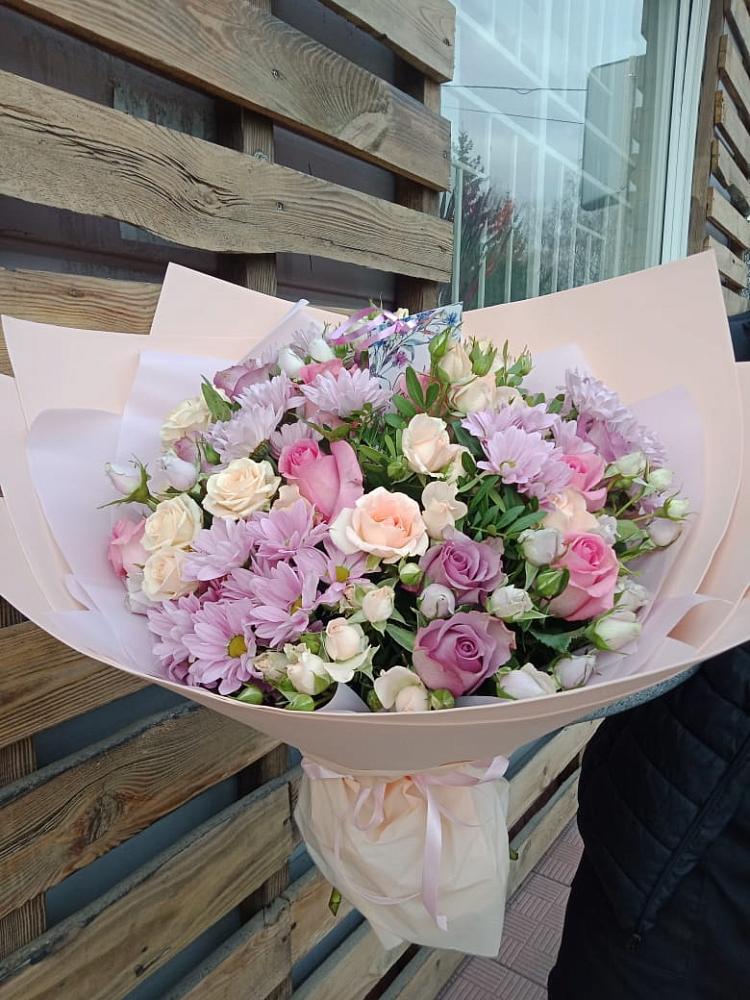 Букет цветов из: Розы и Хризантемы в Правдинске Нижегородской области