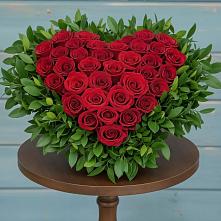 Цветочная композиция из Розы в виде сердца #REPLACE_PRED# Правдинске Нижегородской области