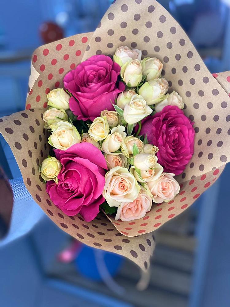 Букет цветов из: Розы в Правдинске Нижегородской области