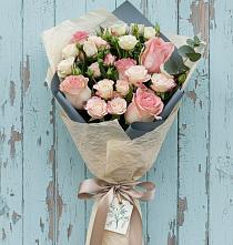 Букет цветов из:  Розы #REPLACE_PRED# Правдинске Нижегородской области