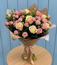 Букет цветов из:  Розы в Правдинске Нижегородской области