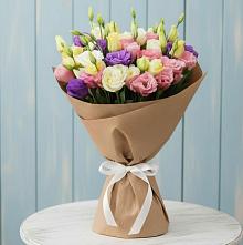 Букет цветов из:  Лизиантусы в Правдинске Нижегородской области